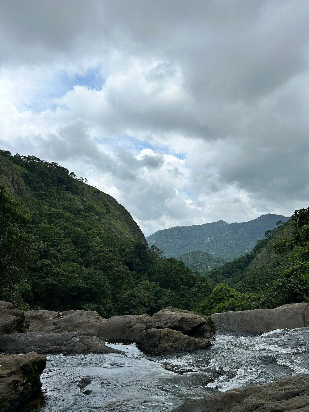 Kattikkayam Waterfalls  religious place Kottayam images