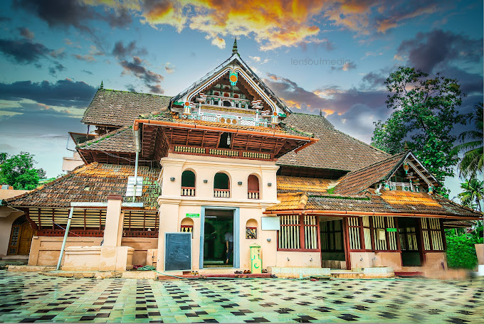 Transpotation in Thazhathangady Juma Mosque