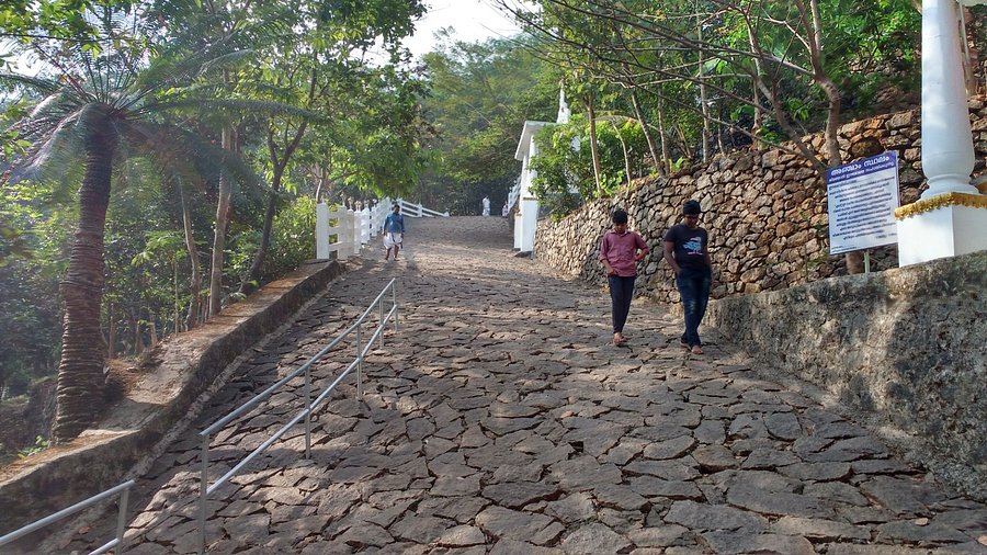 Images of Vallyachan mala
